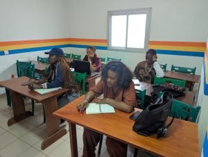 Une vue de nos apprenants en salle en pleine session de cours